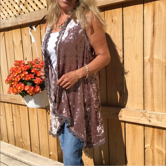 sale VELVET CROCHET & LACE  1 left - Picture 3 of 7